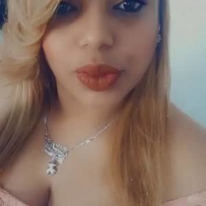 Meet your Posher, Anaira